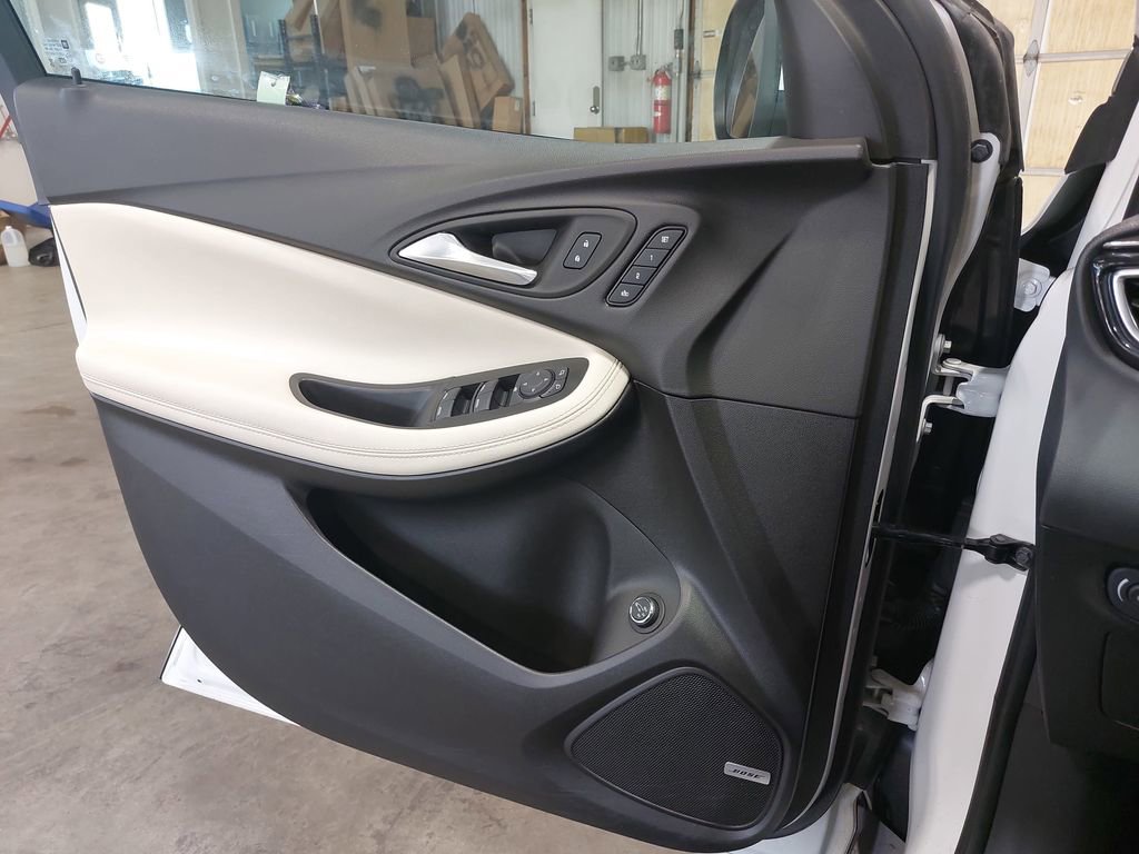 Used 2021 Buick Encore GX Essence w/ Advanced Technology Package FWD image 28