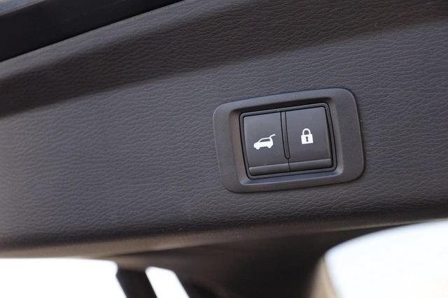 Used 2025 Mitsubishi Outlander SEL AWD/4WD image 8