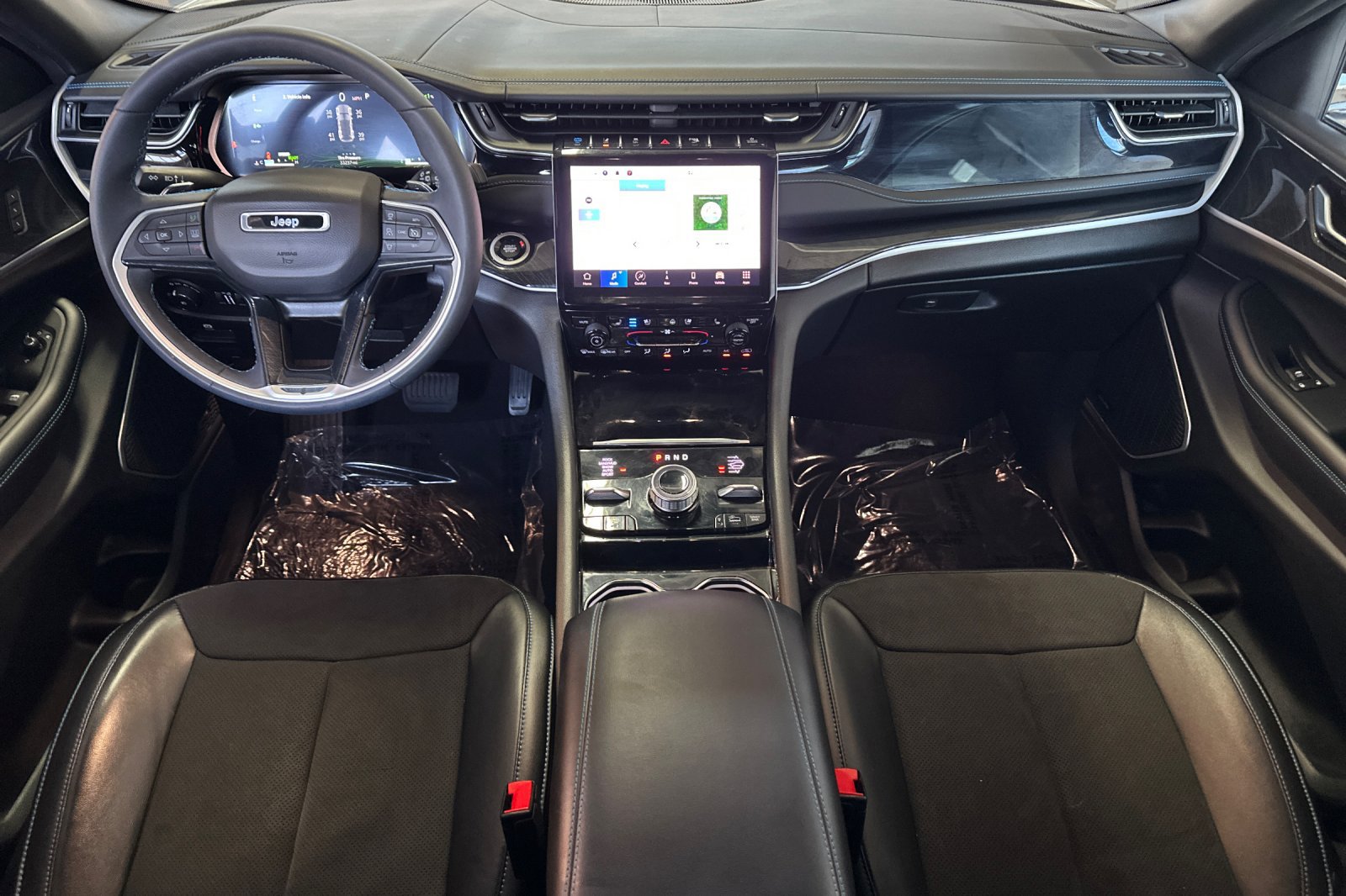 Used 2023 Jeep Grand Cherokee Trailhawk AWD/4WD image 13