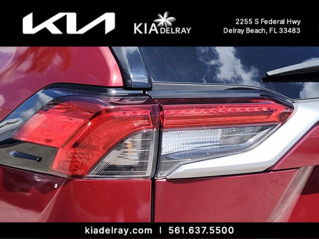 Used 2021 Toyota RAV4 Limited AWD/4WD image 8