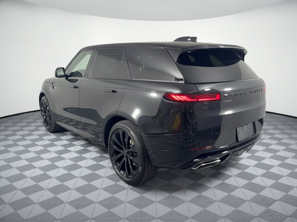 New 2027 Land Rover Range Rover Sport Dynamic SE AWD/4WD image 3