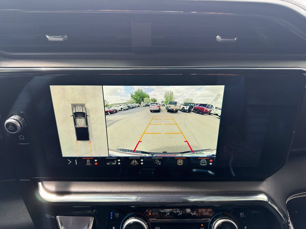 Used 2024 GMC Sierra 2500 AT4X AWD/4WD image 10