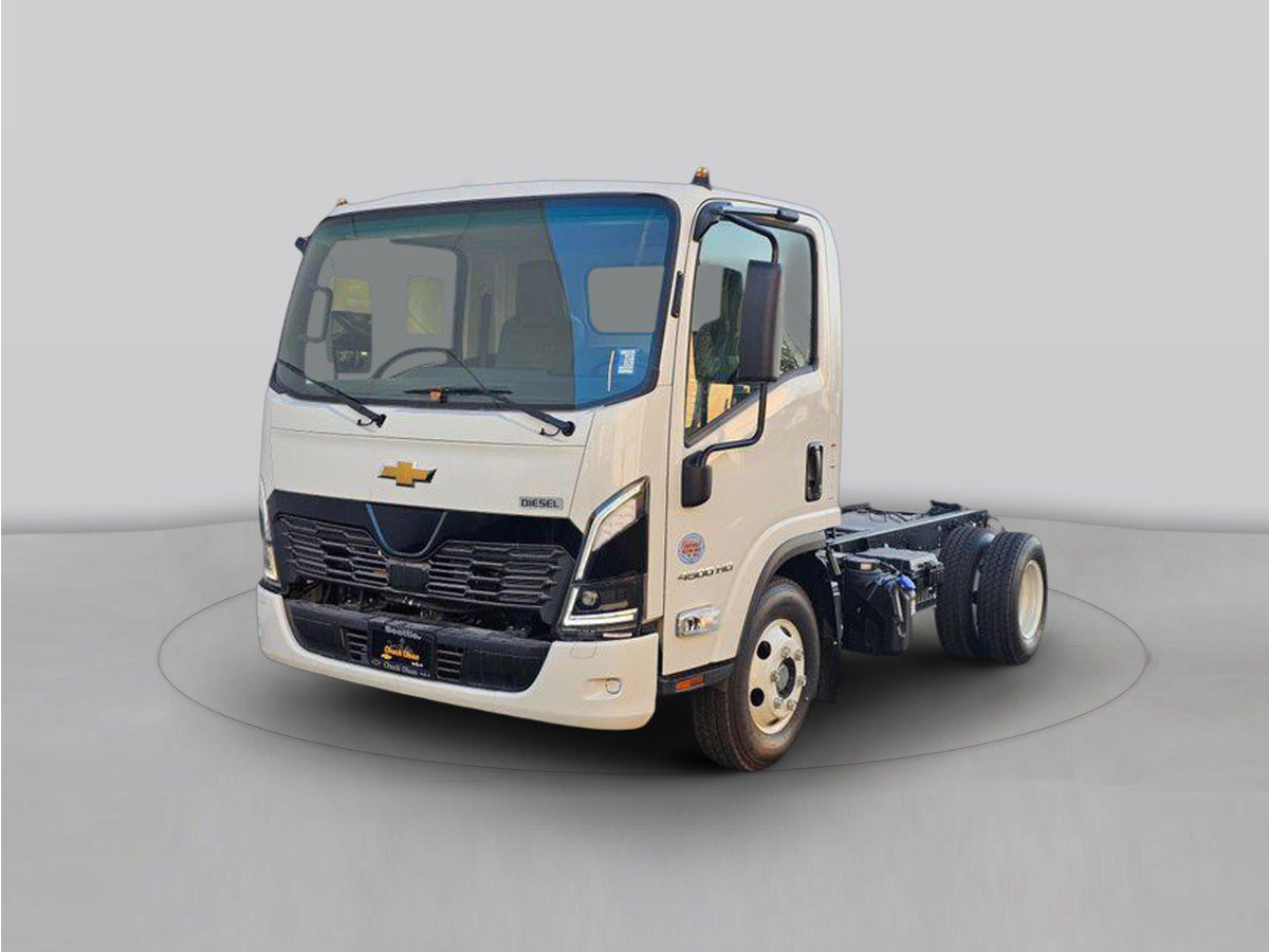 New 2025 Chevrolet Low Cab Forward 4500 XD RWD image 1