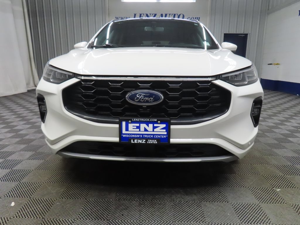 Used 2023 Ford Escape ST-Line Elite w/ Premium Technology Package AWD/4WD image 41