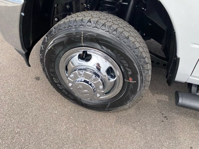 New 2026 RAM 3500 Tradesman AWD/4WD image 9