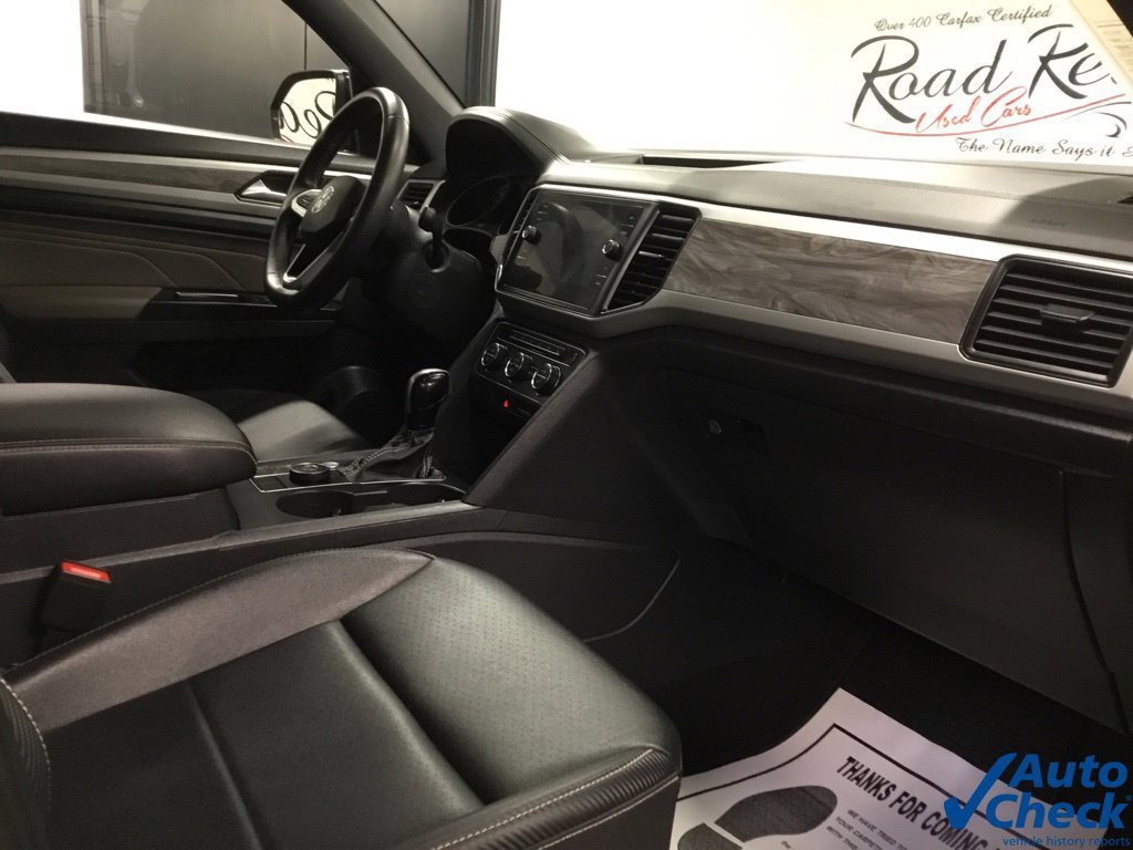Used 2021 Volkswagen Atlas Cross Sport SE AWD/4WD image 39