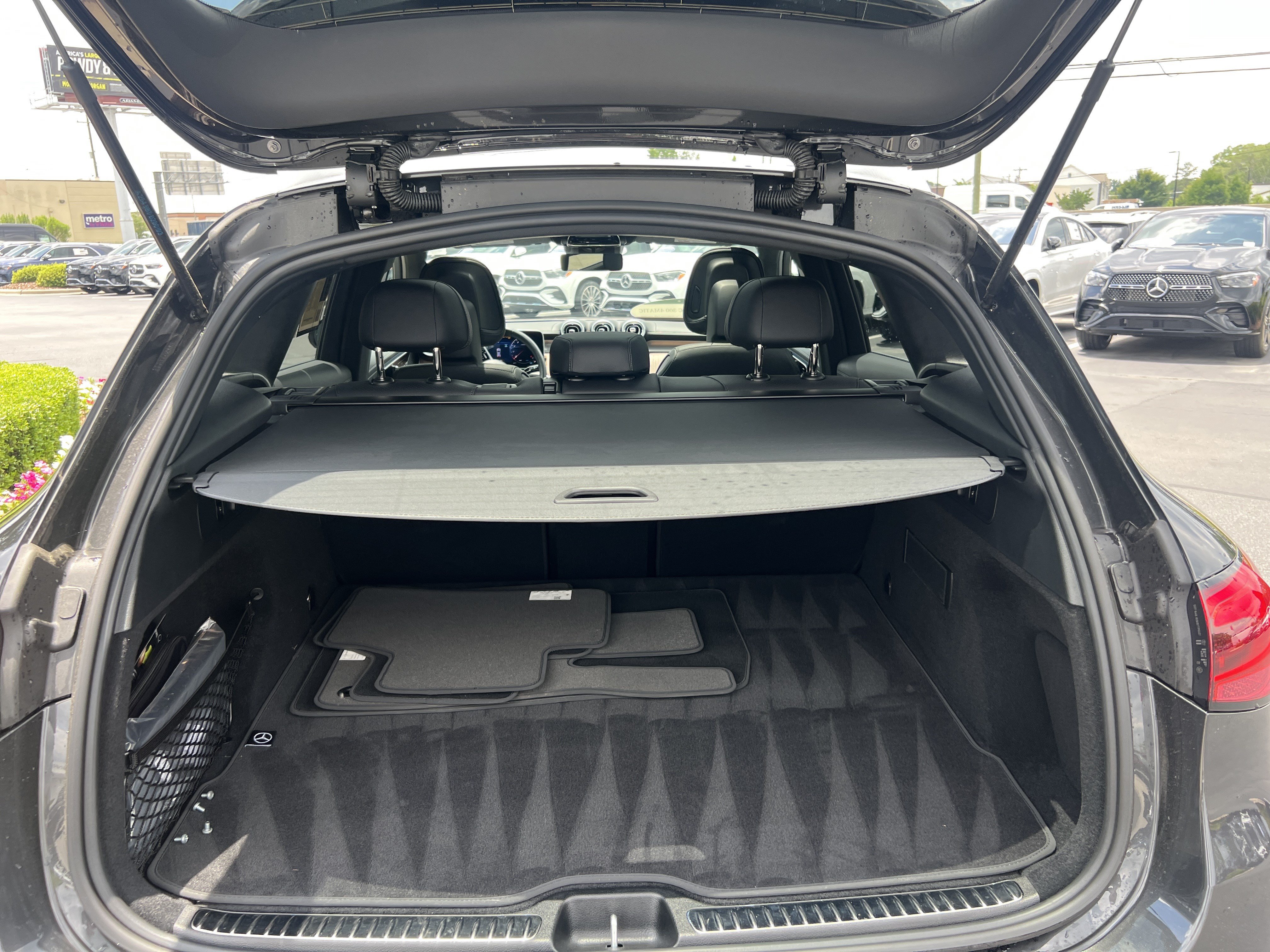 Certified 2025 Mercedes-Benz GLC 300 4MATIC image 62