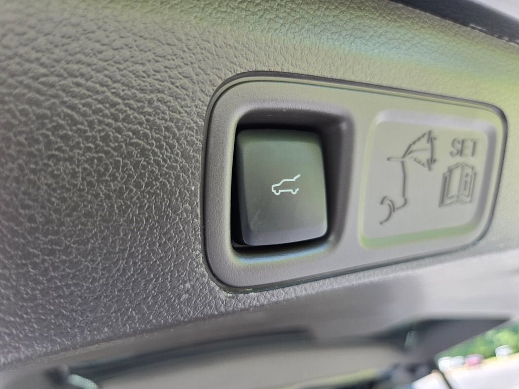 Used 2024 Lincoln Navigator Reserve AWD/4WD image 19