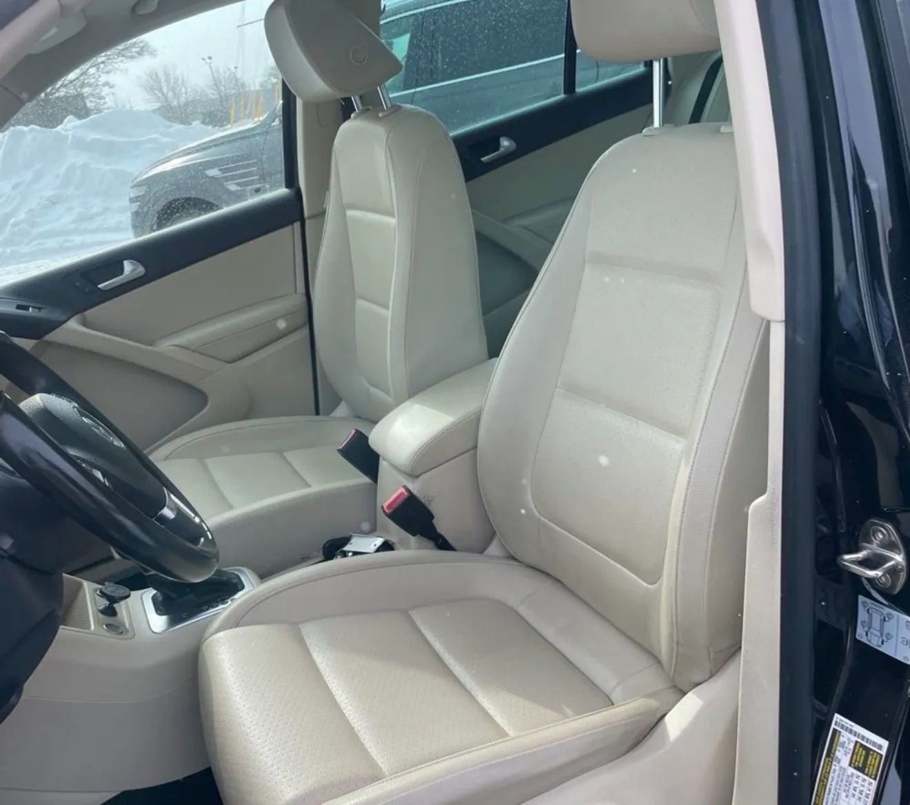 Used 2016 Volkswagen Tiguan SE image 5