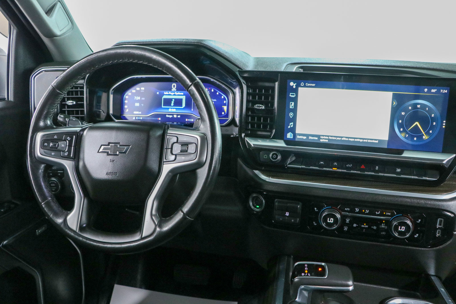 Used 2022 Chevrolet Silverado 1500 RST w/ Redline Edition AWD/4WD image 19