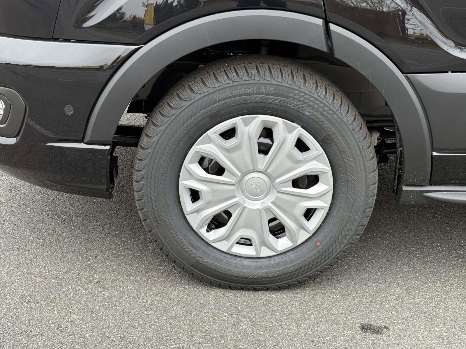 New 2026 Ford Transit 350 XLT image 9