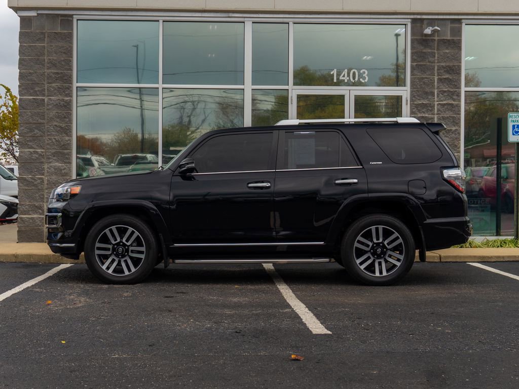 Used 2020 Toyota 4Runner SR5 image 9