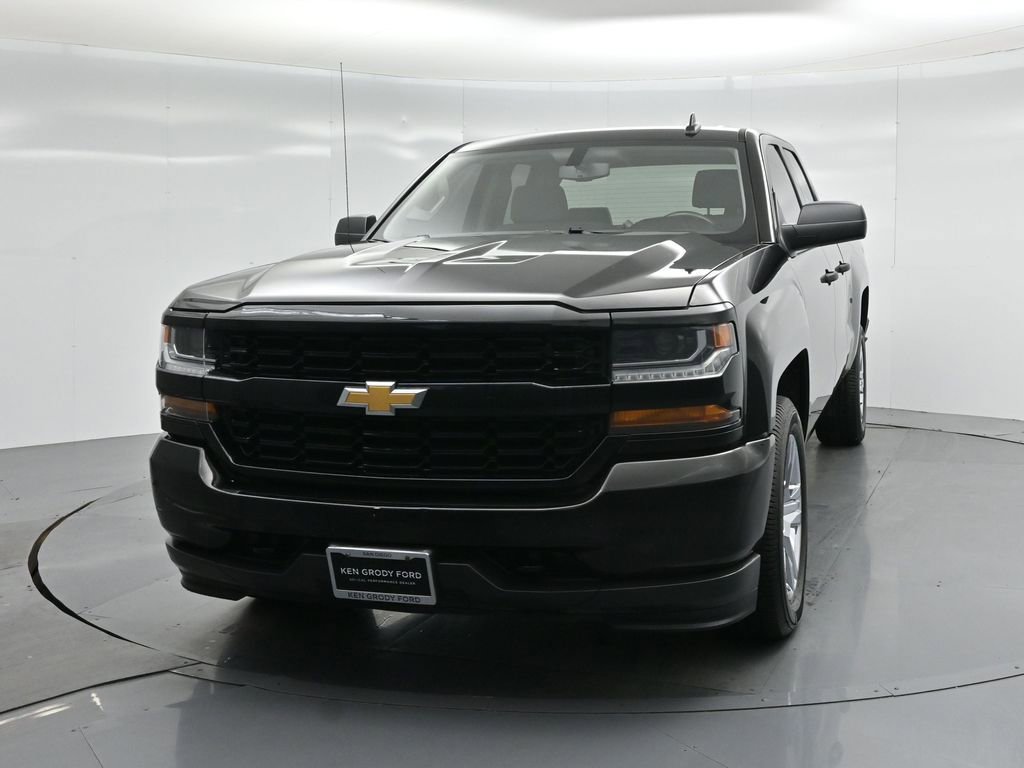Used 2018 Chevrolet Silverado 1500 Custom w/ Custom Value Package image 47