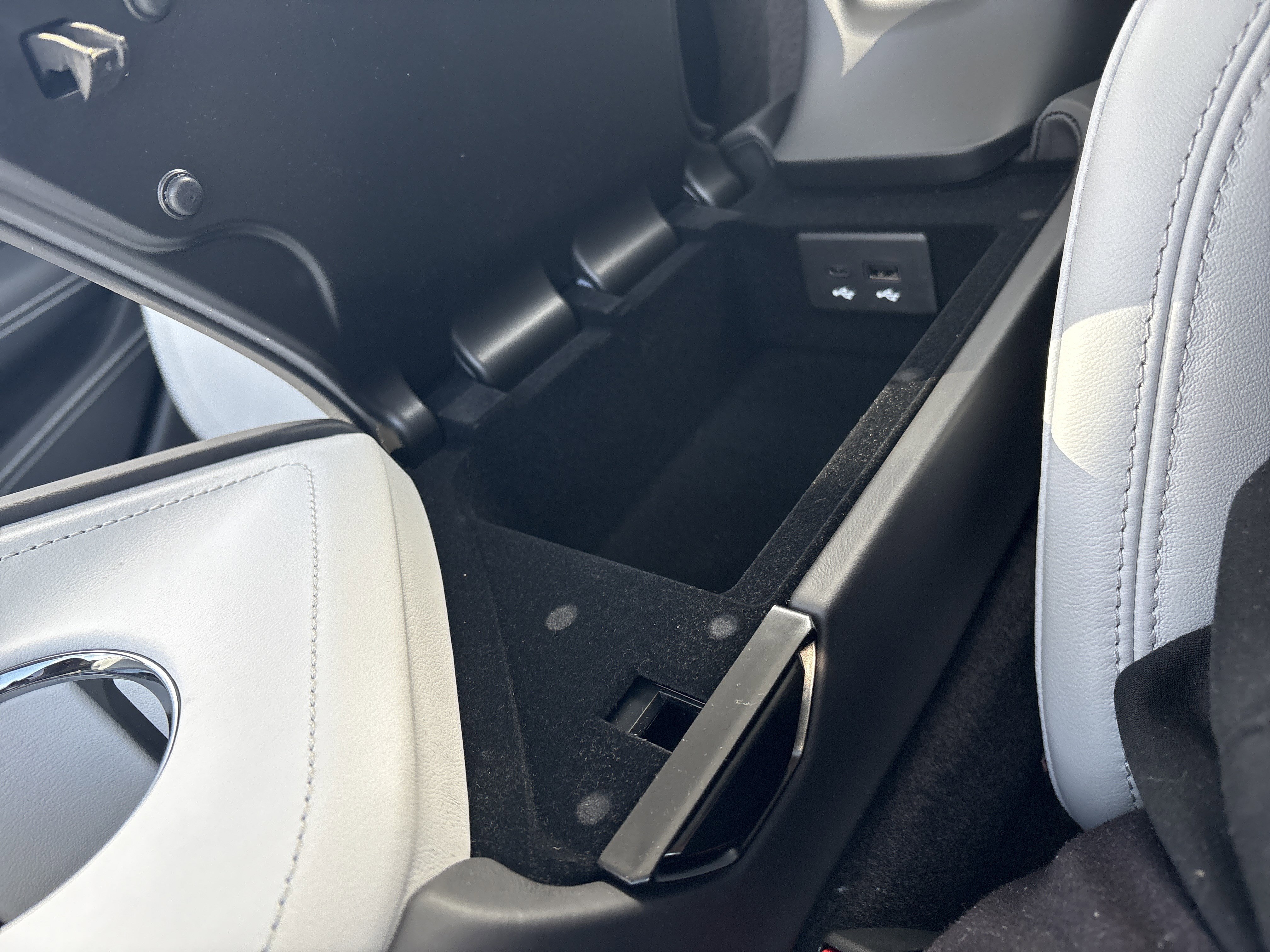 Used 2026 Chevrolet Corvette Z06 w/ Stealth Interior Trim Package image 20