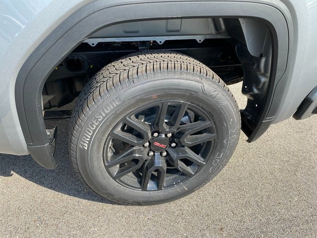 New 2026 GMC Sierra 1500 Elevation image 9
