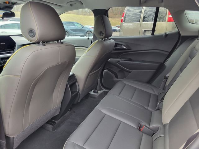 Used 2024 Chevrolet Trax ACTIV w/ Driver Confidence Package image 23