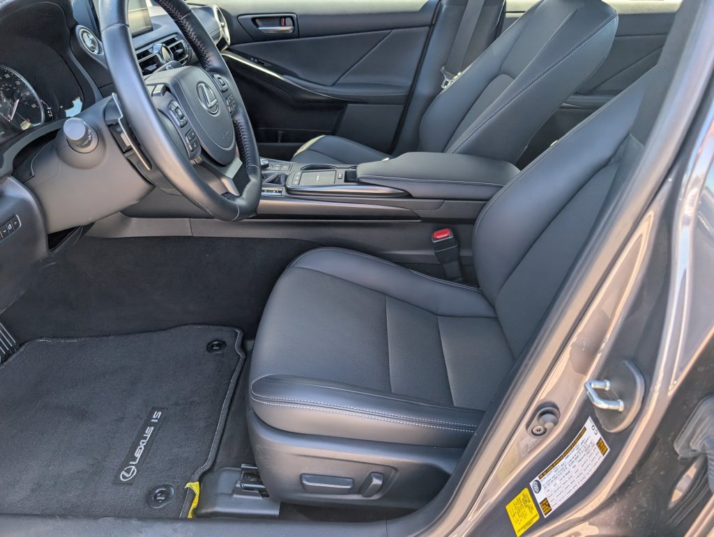Used 2025 Lexus IS 350 F Sport w/ Accessory Package RWD image 12