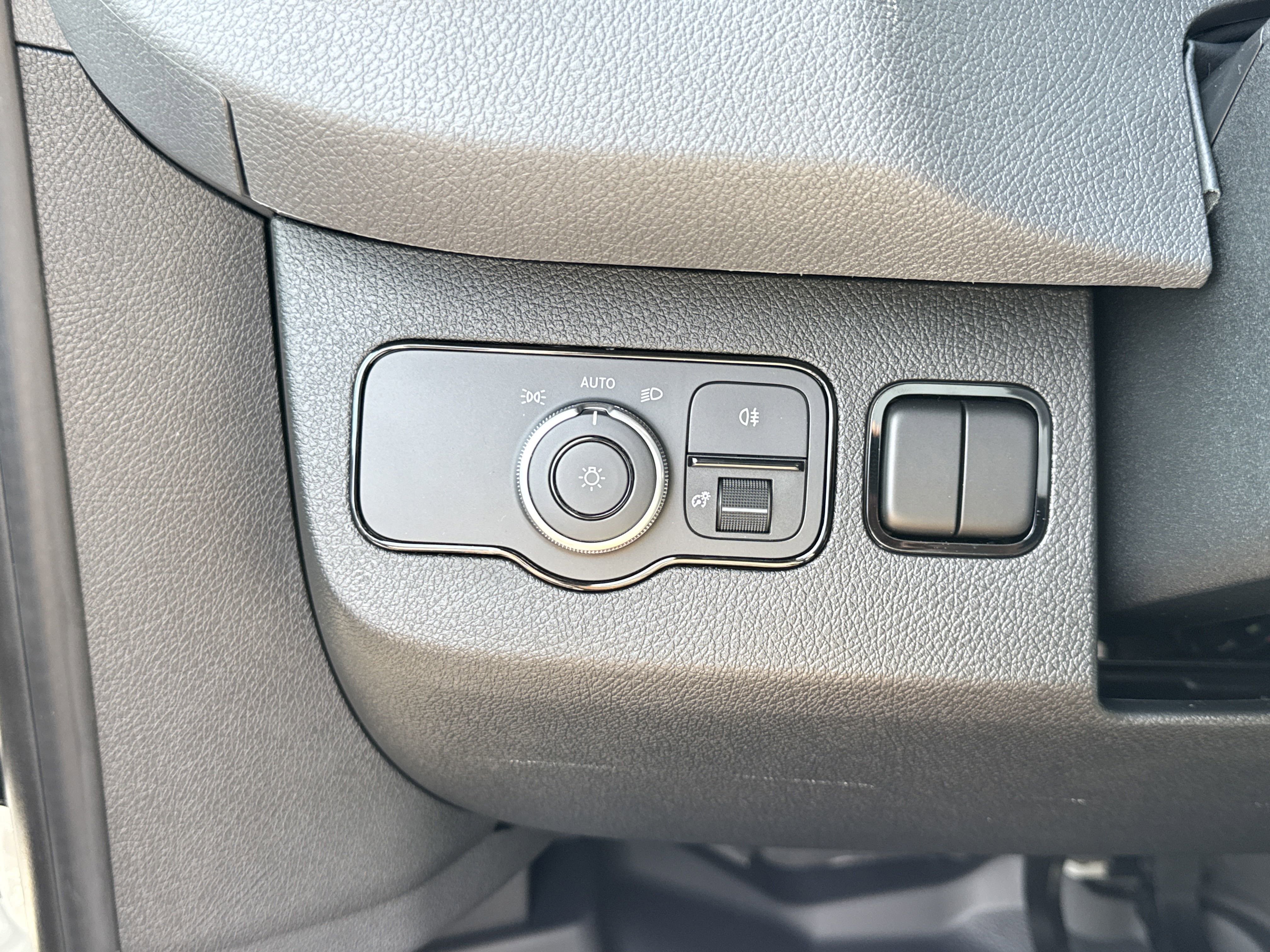 New 2025 Mercedes-Benz Sprinter 2500 image 12