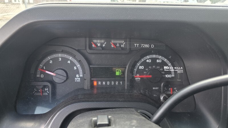 Used 2011 Ford E-450 and Econoline 450 Super Duty RWD image 11