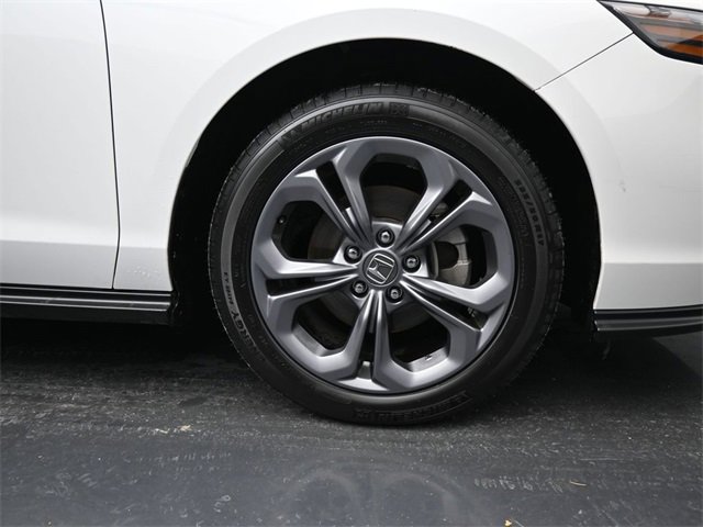 Used 2023 Honda Accord EX image 41