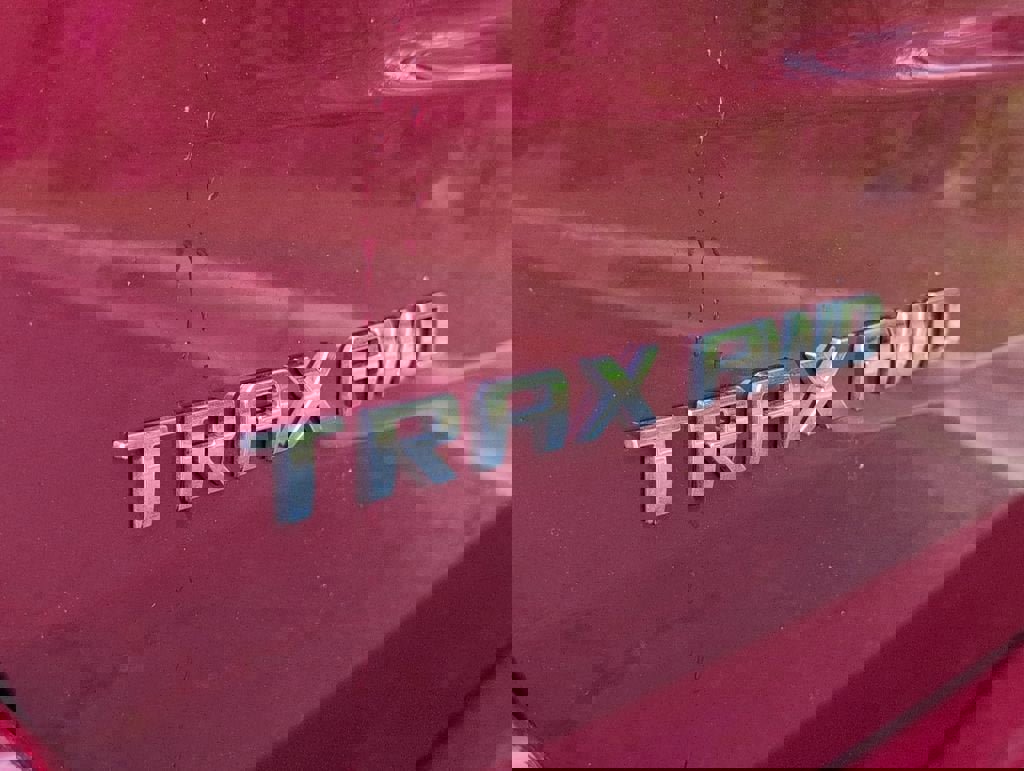 Certified 2022 Chevrolet Trax LT w/ Sport Edition image 10