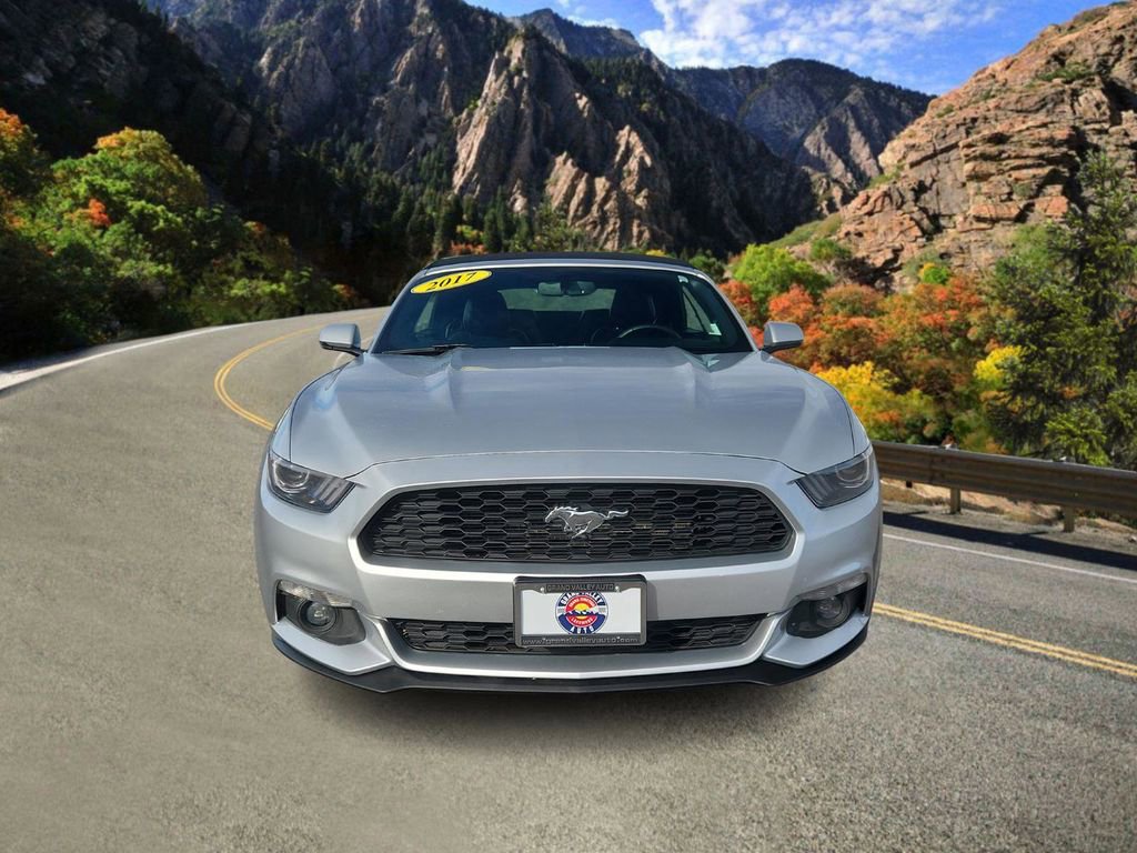 Used 2017 Ford Mustang Premium image 6
