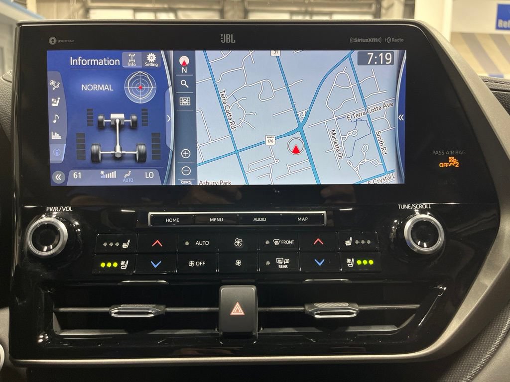 Used 2020 Toyota Highlander Limited AWD/4WD image 24