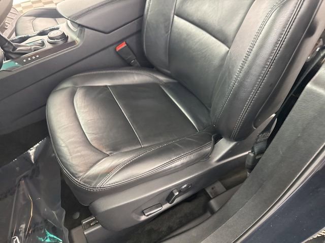 Used 2017 Ford Explorer XLT w/ Equipment Group 202A image 20