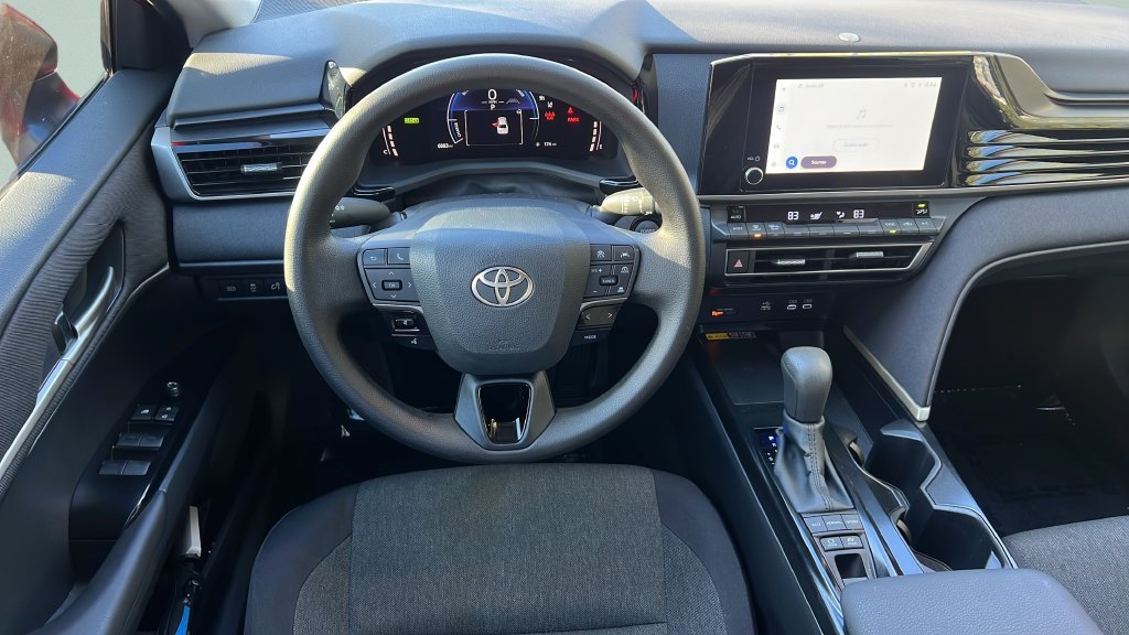 Used 2026 Toyota Camry LE FWD image 11