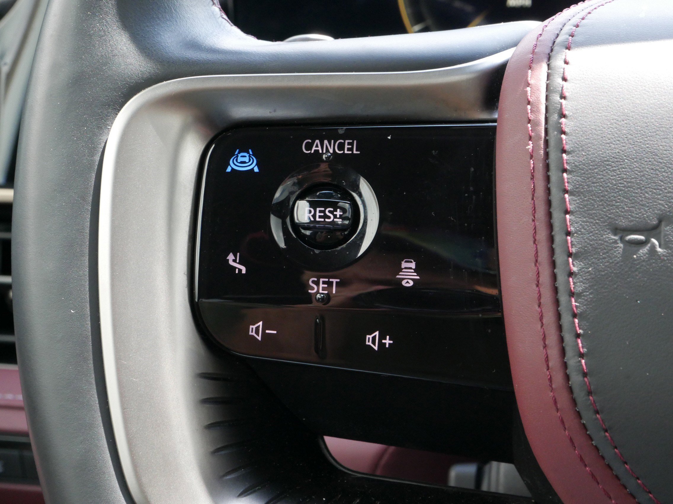 Certified 2025 INFINITI QX80 Autograph image 31