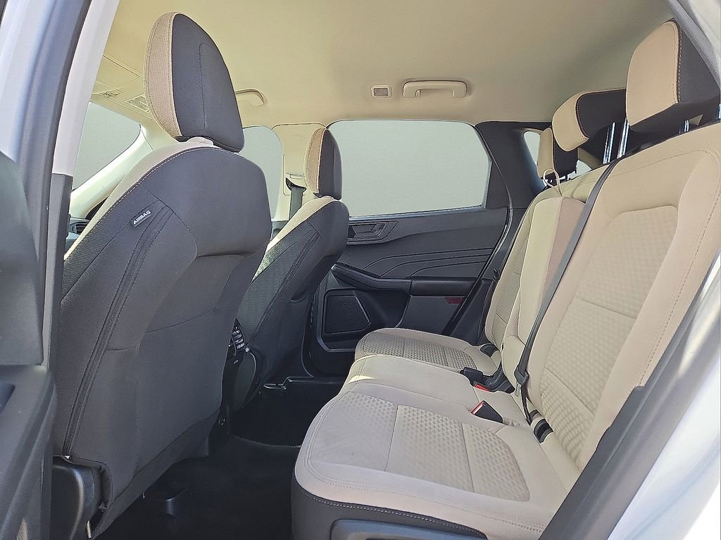 Used 2022 Ford Escape SE w/ Convenience Package image 16