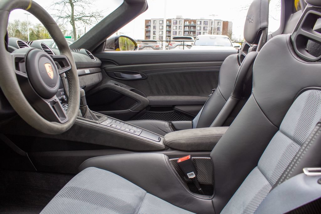 Used 2024 Porsche 718 Boxster Spyder RS w/ Weissach Package RWD image 21