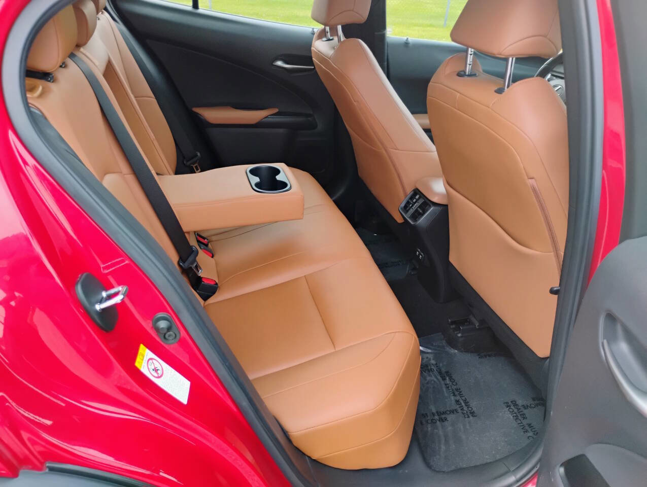 Used 2019 Lexus UX 200 w/ Premium Package FWD image 29