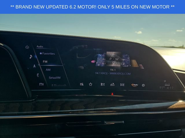 Used 2023 Cadillac Escalade Premium Luxury Platinum AWD/4WD image 13