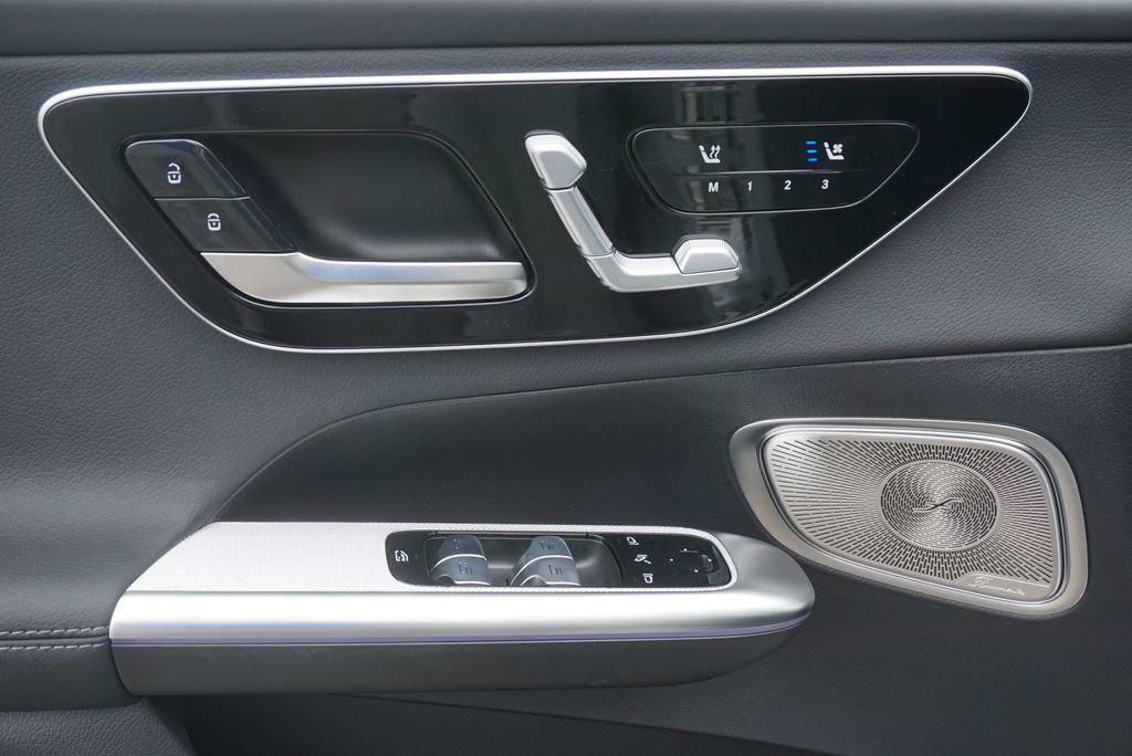 New 2026 Mercedes-Benz GLC 300 4MATIC image 24
