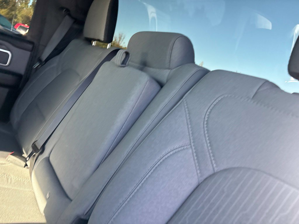 Used 2022 RAM 1500 4x4 Crew Cab image 20