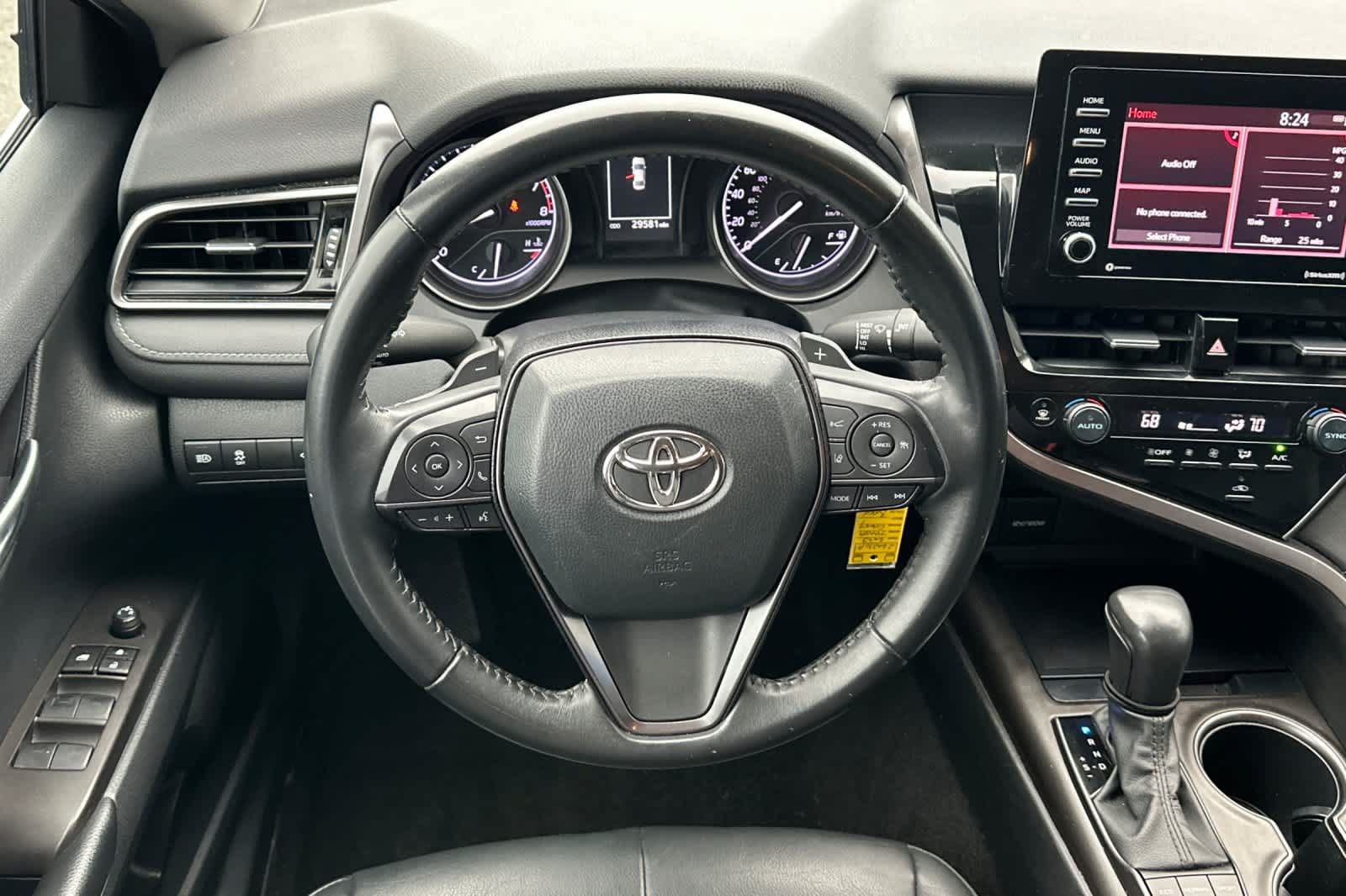 Used 2023 Toyota Camry SE FWD image 15