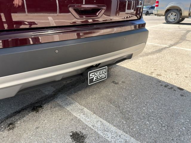 Used 2022 Ford Edge SEL w/ Convenience Package image 12