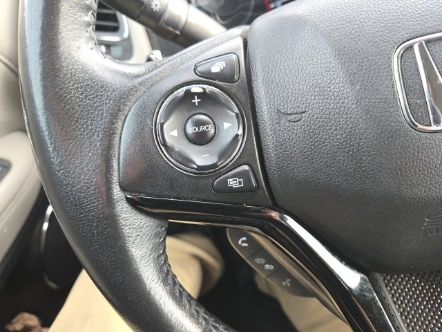 Used 2017 Honda HR-V EX-L image 4