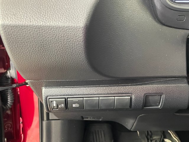 Used 2026 Toyota Corolla SE w/ SE Package FWD image 13