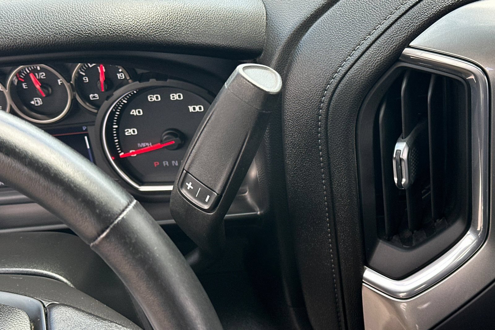 Used 2021 Chevrolet Silverado 1500 RST AWD/4WD image 27