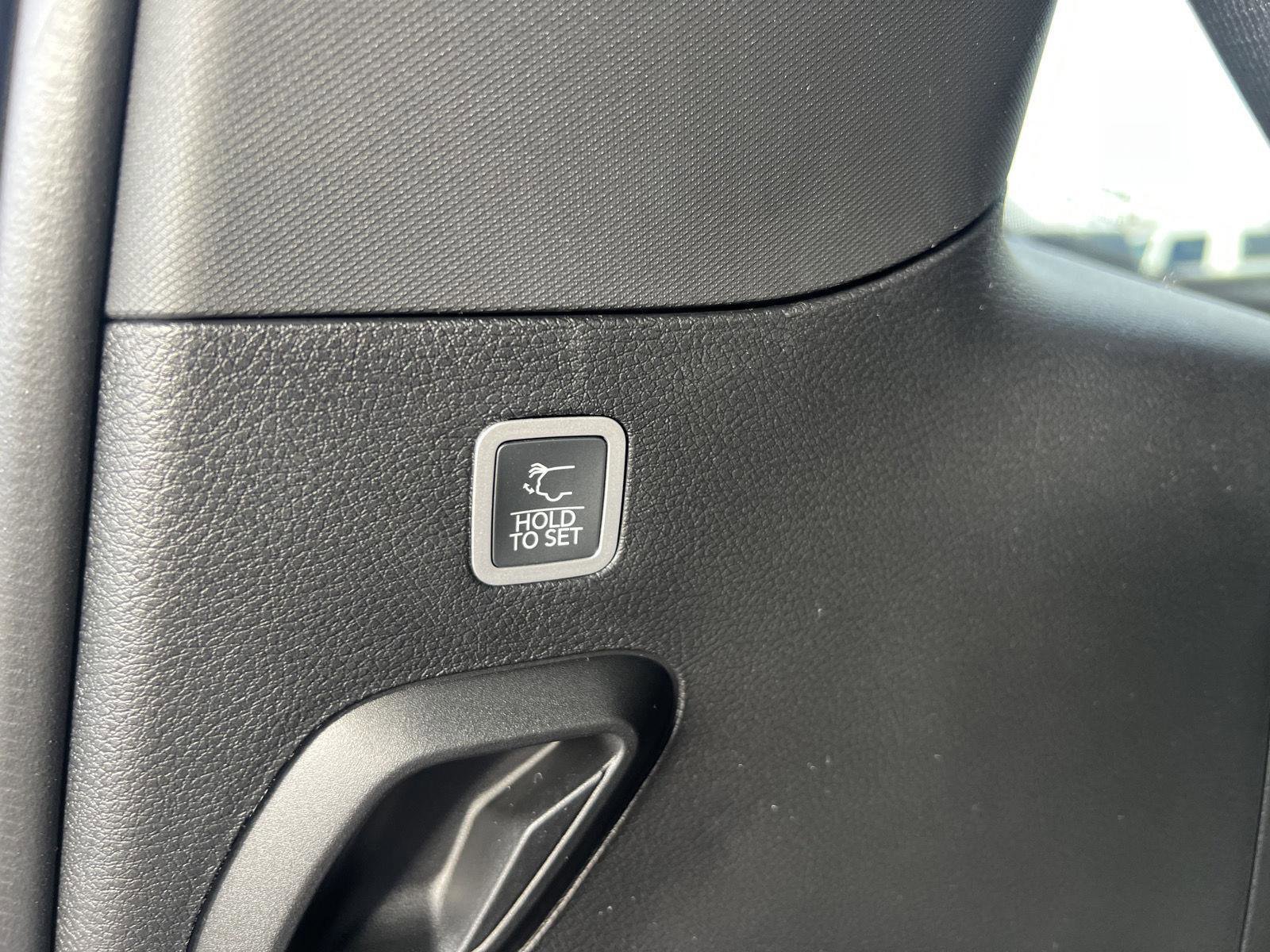 New 2026 Jeep Grand Wagoneer Summit image 39