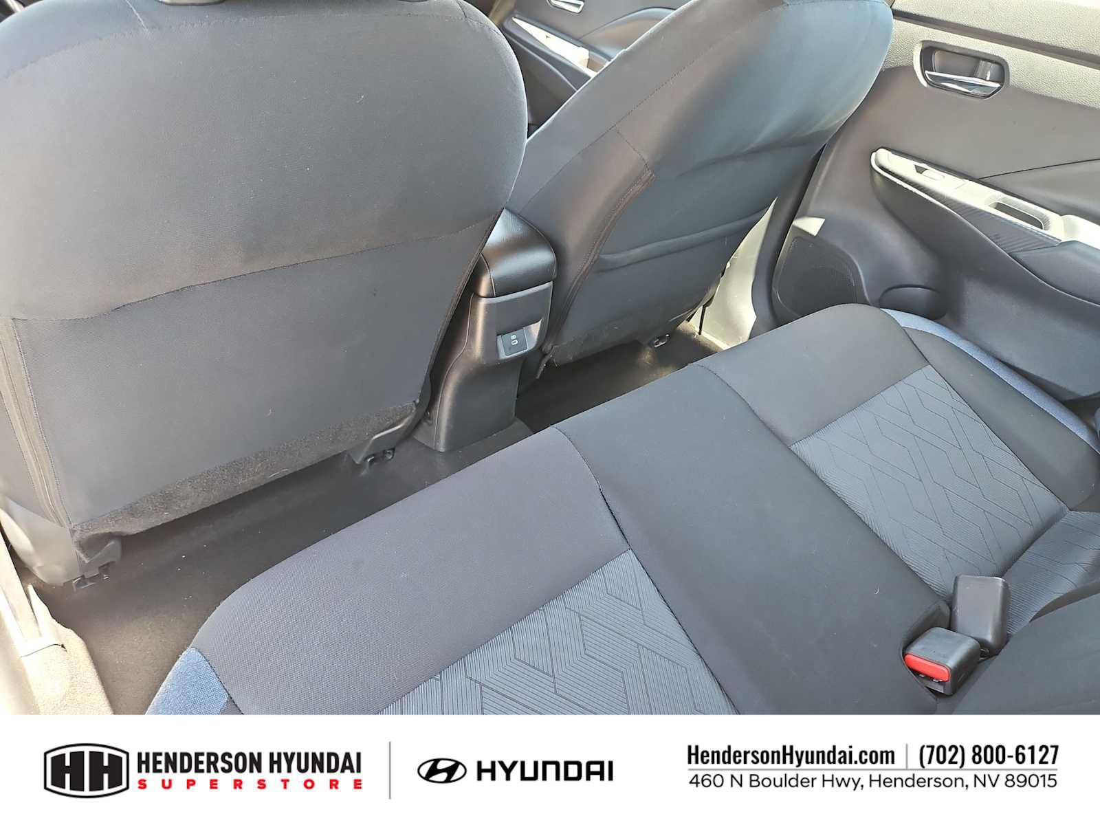Used 2023 Nissan Versa SV FWD image 18