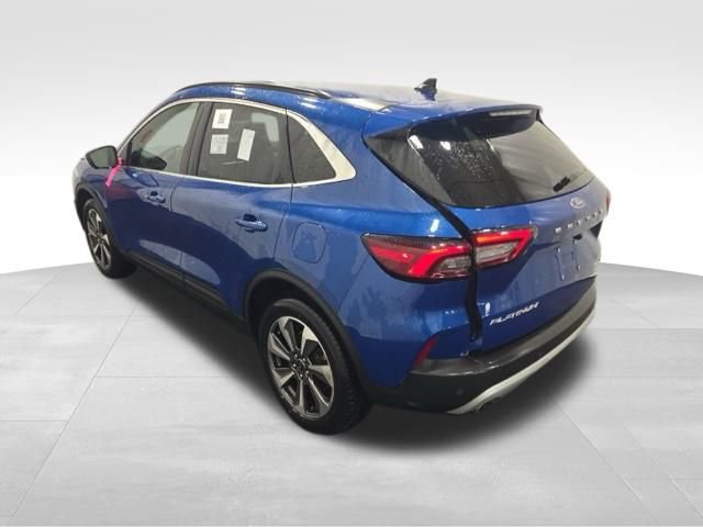 Used 2023 Ford Escape Platinum image 4