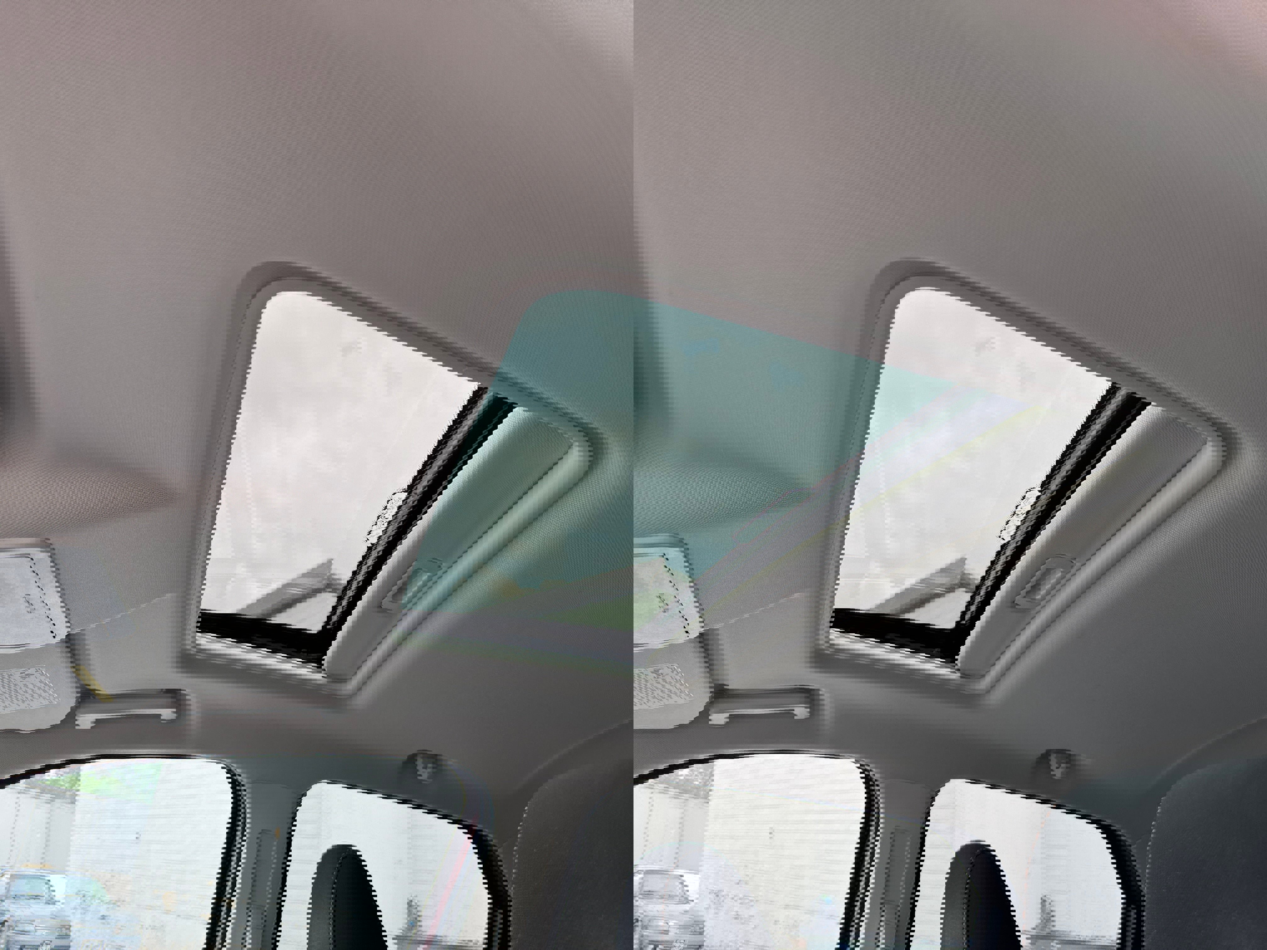 Used 2021 Ford EcoSport SE w/ SE Appearance Package image 23