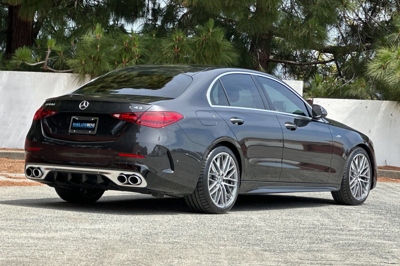 Certified 2023 Mercedes-Benz C 43 AMG 4MATIC Sedan image 4
