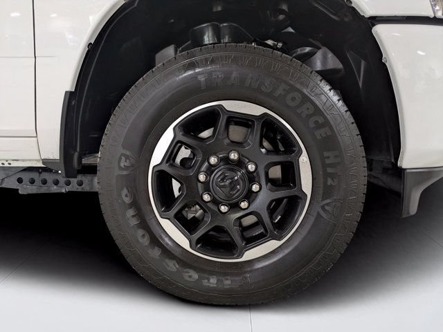 Used 2025 RAM 2500 Laramie AWD/4WD image 10