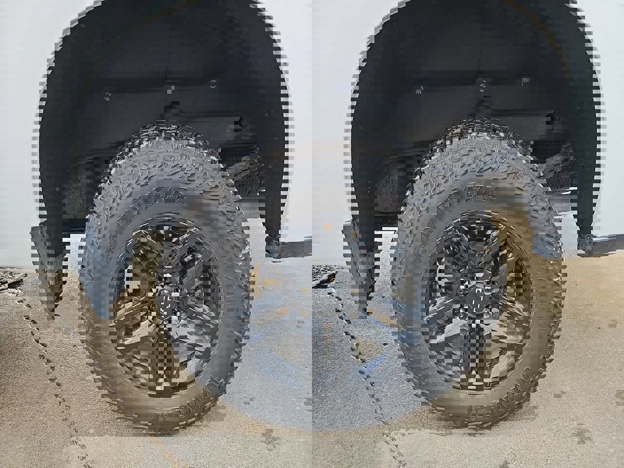 Certified 2024 Chevrolet Silverado 1500 LT Trail Boss w/ Convenience Package II image 38