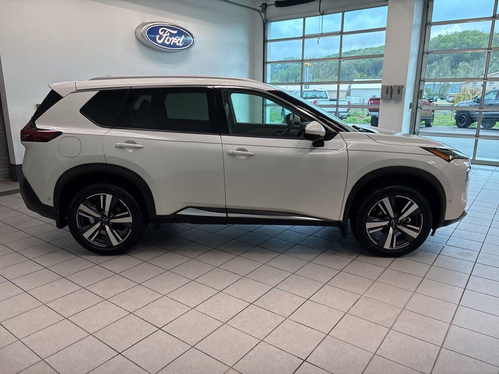 Used 2023 Nissan Rogue SL w/ SL Premium Package AWD/4WD image 7