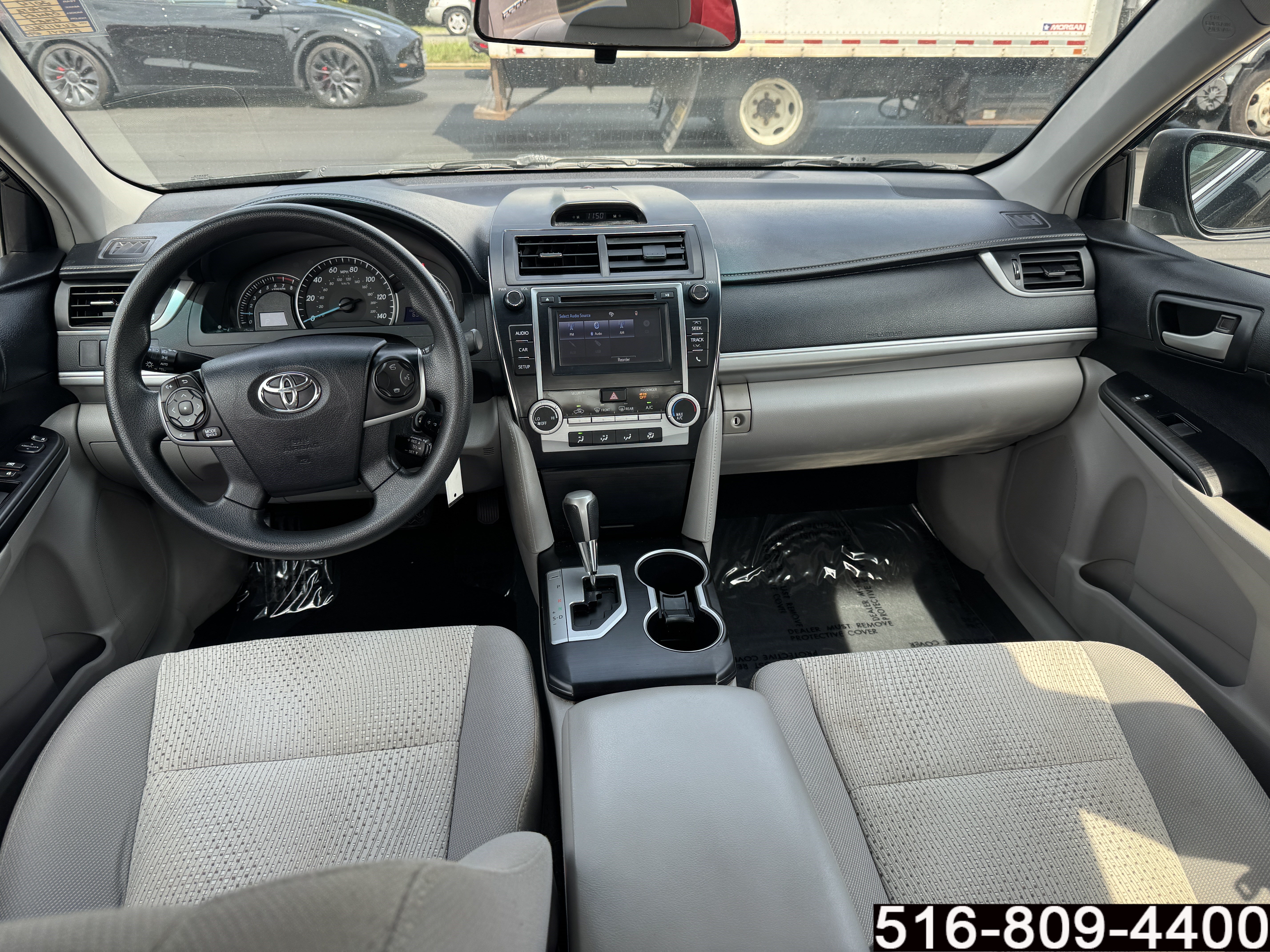 Used 2014 Toyota Camry LE FWD image 12